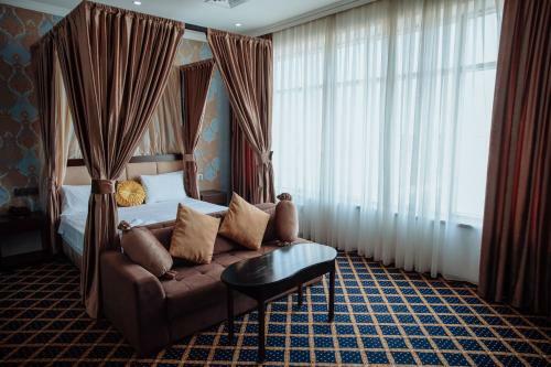 Corniche Family Hotel Baku