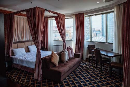 Corniche Family Hotel Baku
