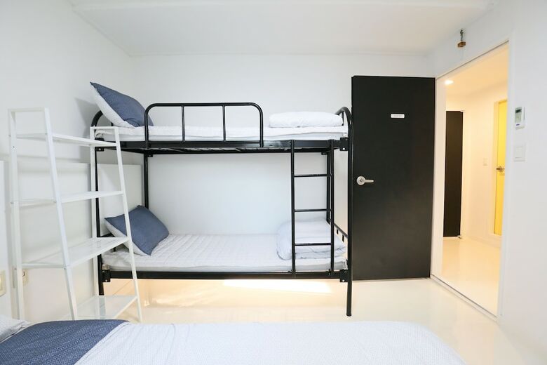 Hostal Zibro S - Hostel