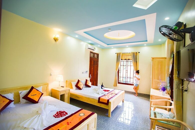 Dong Den Hotel