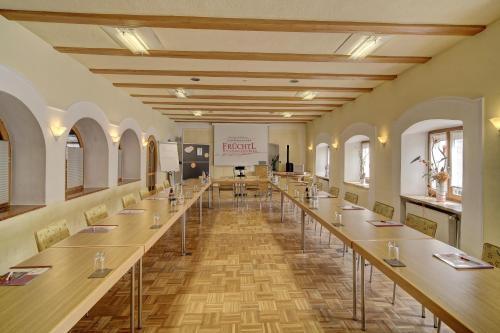 Hotel-restaurant Fr�chtl