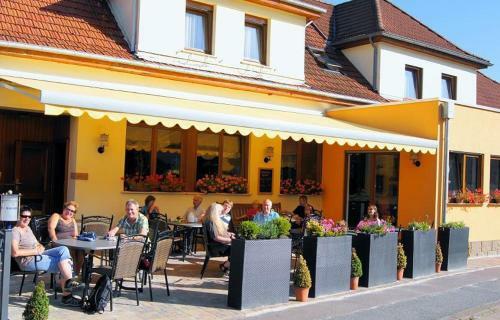 Hotel Laux