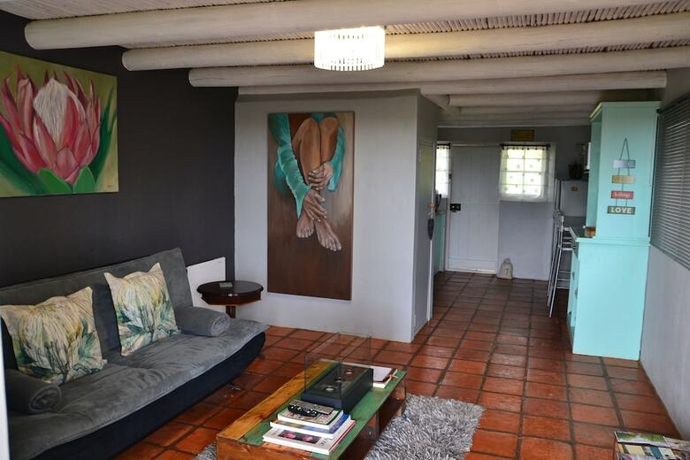 Apartamentos On Main