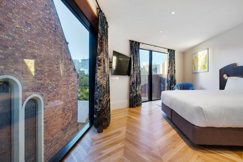 Little Albion, A Crystalbrook Collection Boutique Hotel