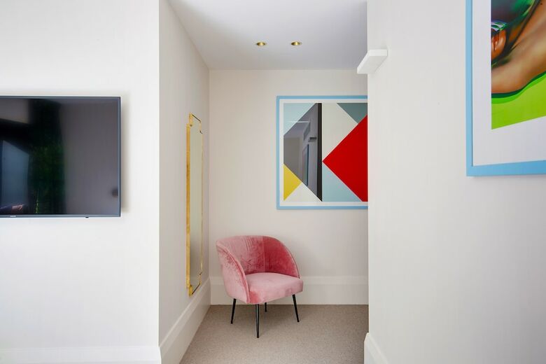 Little Albion, A Crystalbrook Collection Boutique Hotel