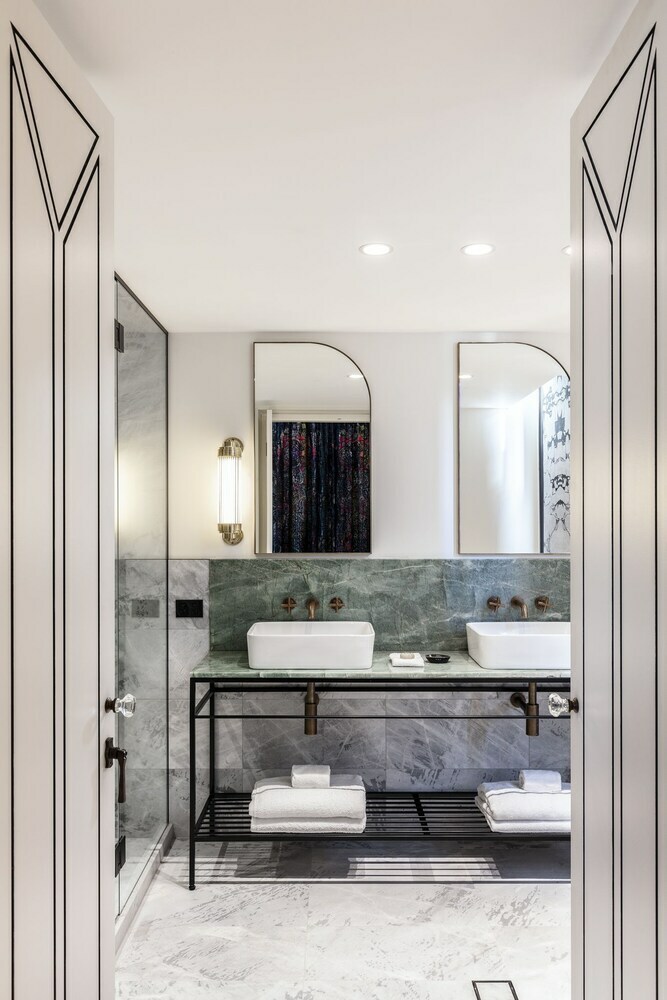 Little Albion, A Crystalbrook Collection Boutique Hotel