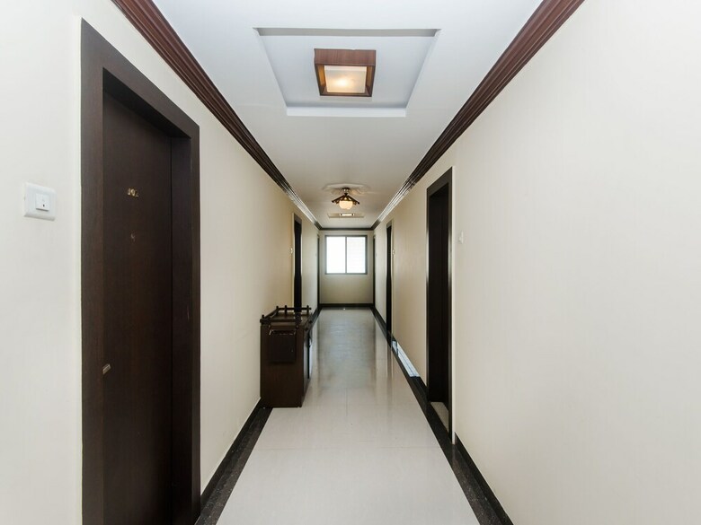 Hotel Oyo 11890 Farmhouse Residency