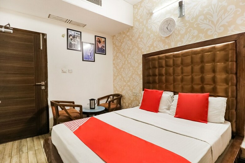 Hotel Oyo 3360 Near Victory Tunnel