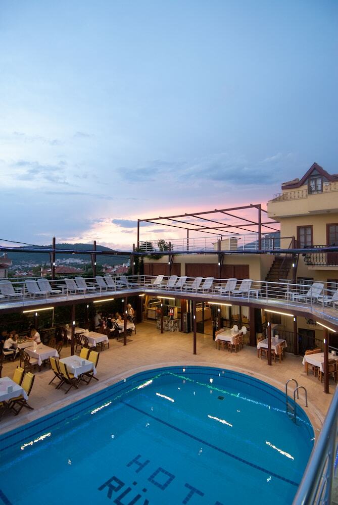 Grand Ruya Hotel