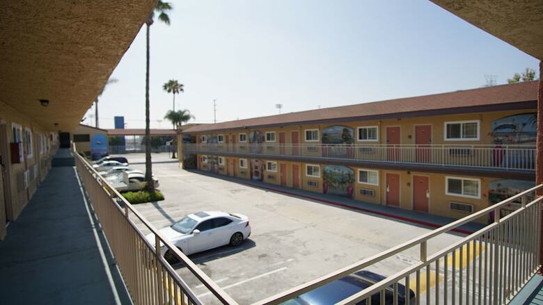 Hotel Los Angeles Inn & Suites - Lax