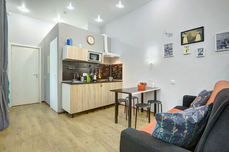 Apartments Logic Hall