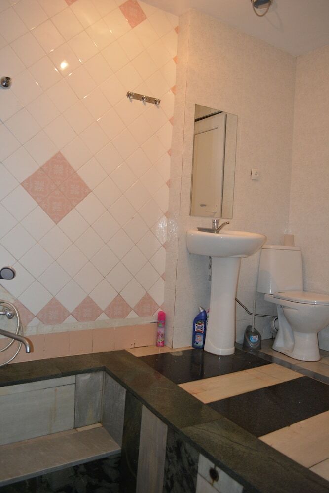 Hotel Dachi Inn