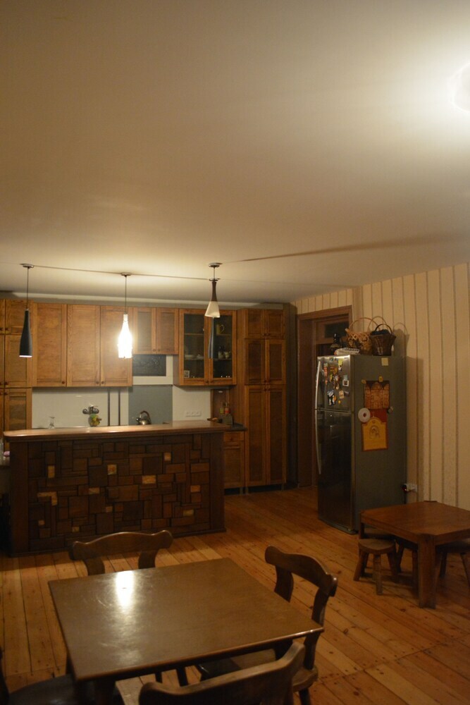 Hotel Dachi Inn