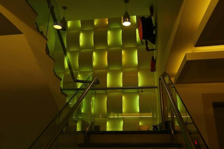 Hotel Good Times