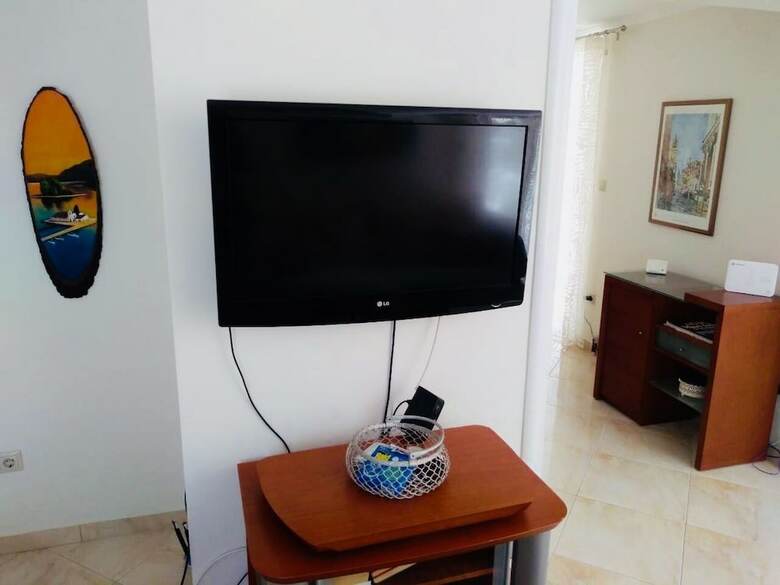 Villa Ampelaki (30 Meters To The Beach)