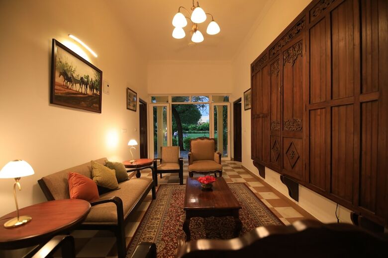 Hotel Roop Niwas Kothi