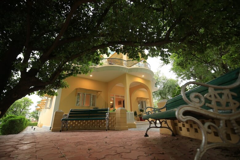 Hotel Roop Niwas Kothi