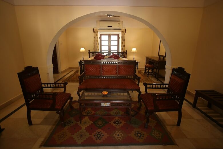 Hotel Roop Niwas Kothi