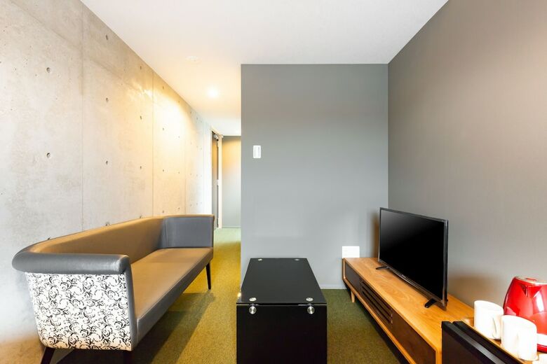 Grand Japaning Hotel Tambaguchi South