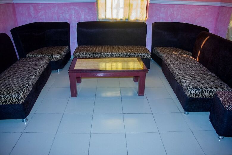 Masbat De-kings Hotel