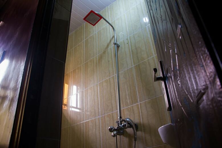 Masbat De-kings Hotel