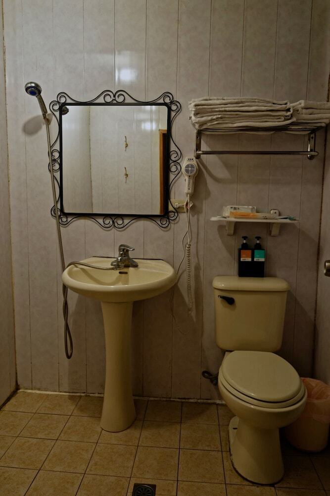Bed & Breakfast Sun Moon Lake Full House Resort