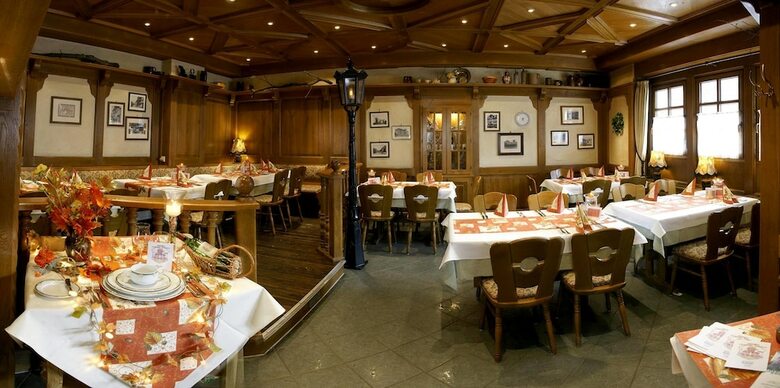 Hostal Hotel Restaurant Pempel