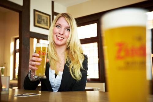 Hotel Altes Gasthaus Schr�er