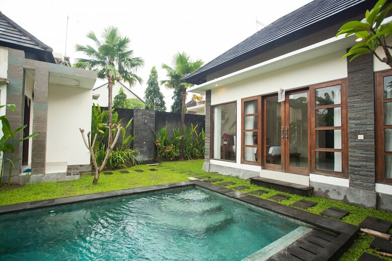 Kusuma Villa