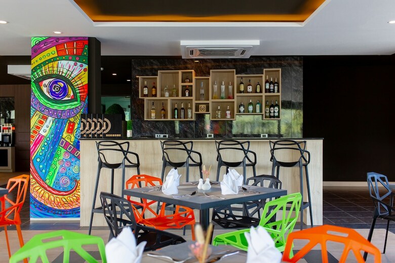 Villa Utopia Naiharn