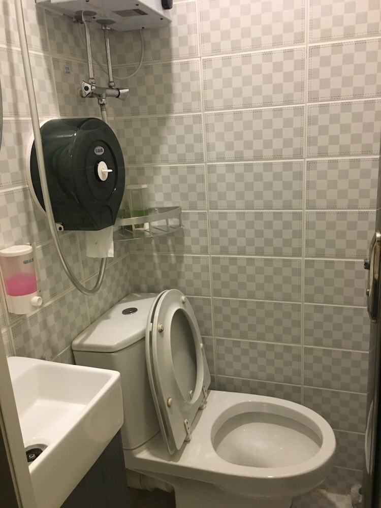 Hostal Hoi To Hostel