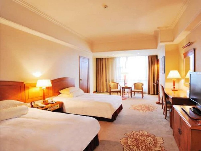 Fuzhou Meilun Hotel