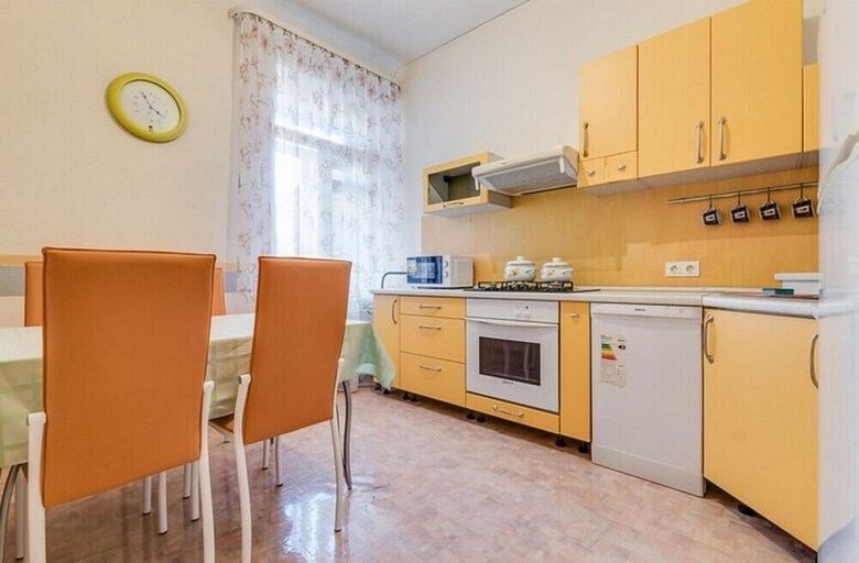 Ludwig Apartment Pervaya Sovetskaya 12