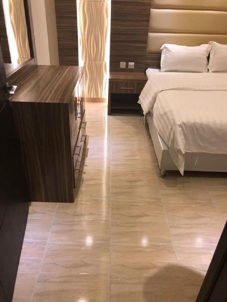 Almakan Hotel 108
