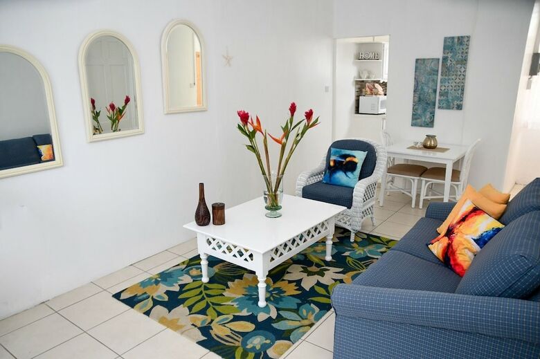 Chadville Beach Apartment