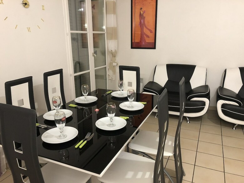 Apartamento Abisha Disney Golden House