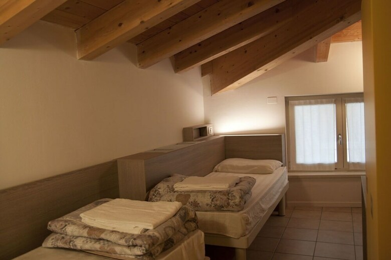 Hostal Ostello Rovereto