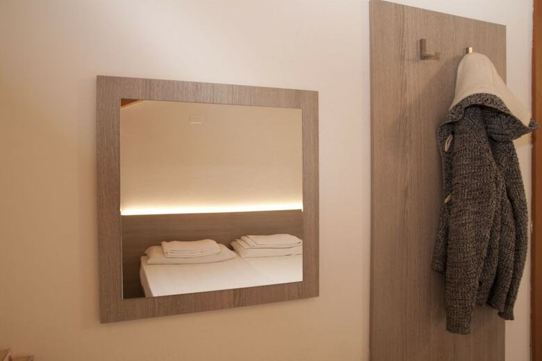 Hostal Ostello Rovereto