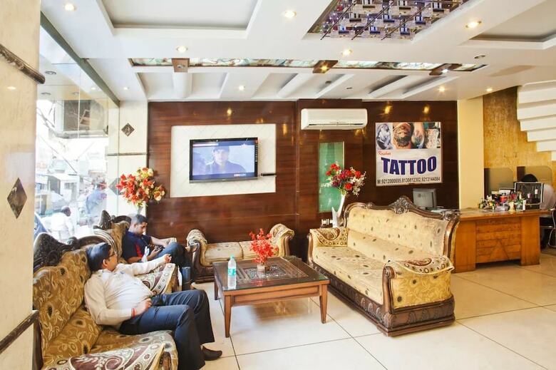 Hotel Comfort Room Shiv Dev Int