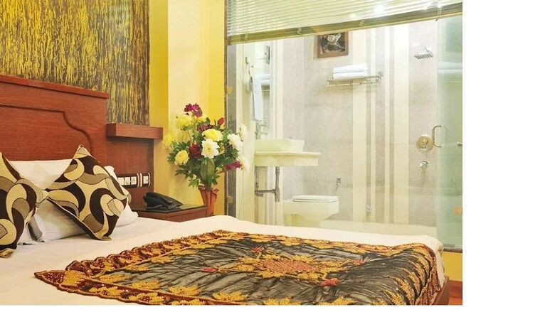 Hotel Comfort Room Shiv Dev Int