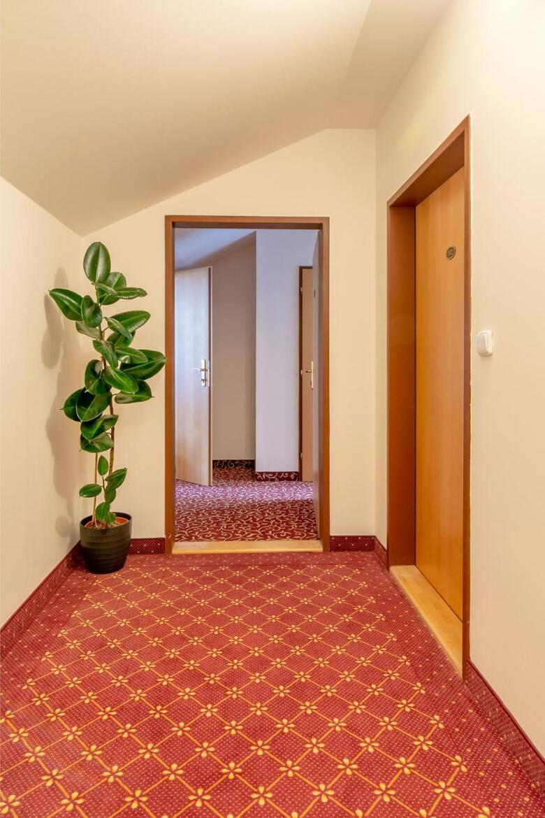 Hotel Romania