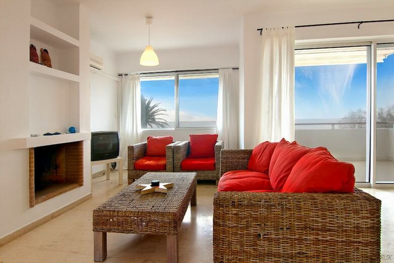 Villa White Coral