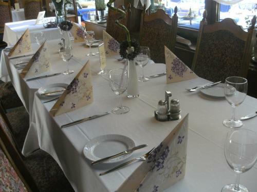 Waldhotel Tropfsteinh�hle