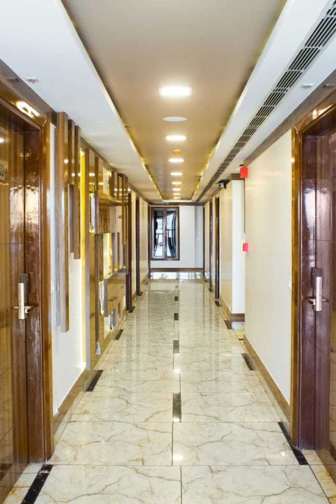 Hotel Ap Holiday Inn