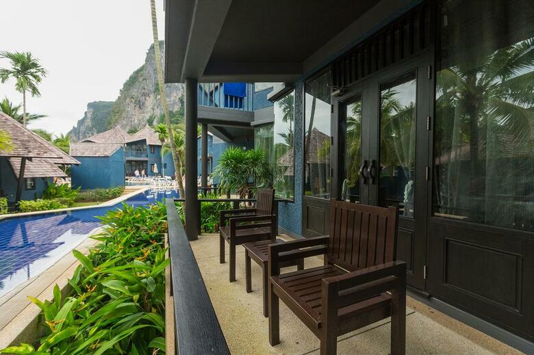 Hotel Peace Laguna Resort & Spa