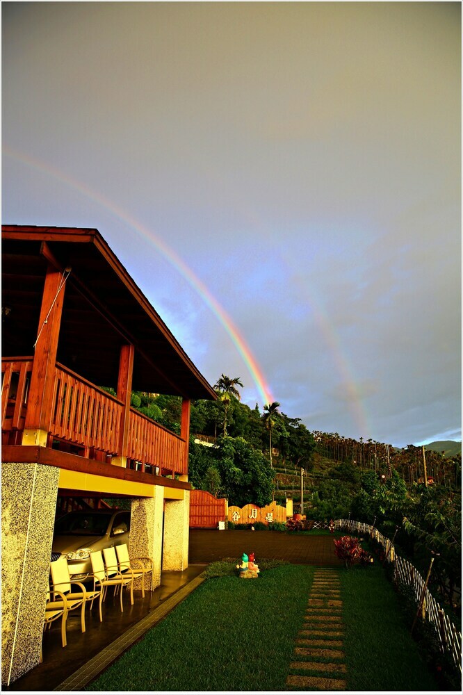Hotel Sitou Flora's House B&B