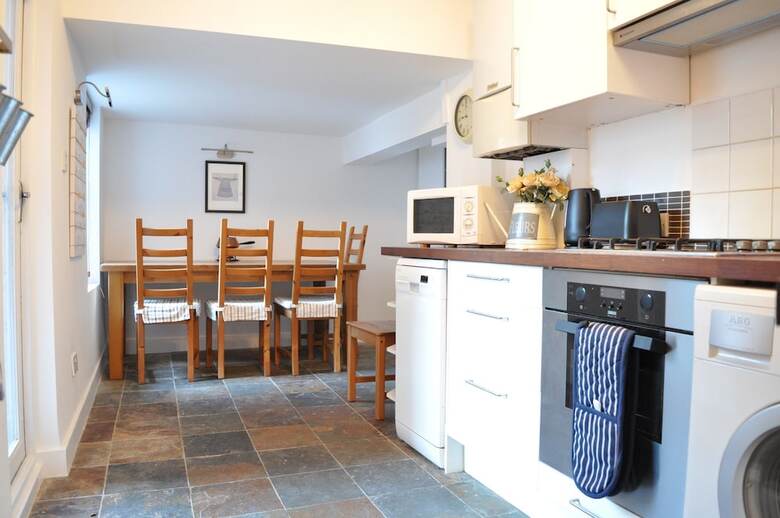 Apartamentos Spacious 2 Bedroom Home In Kensington