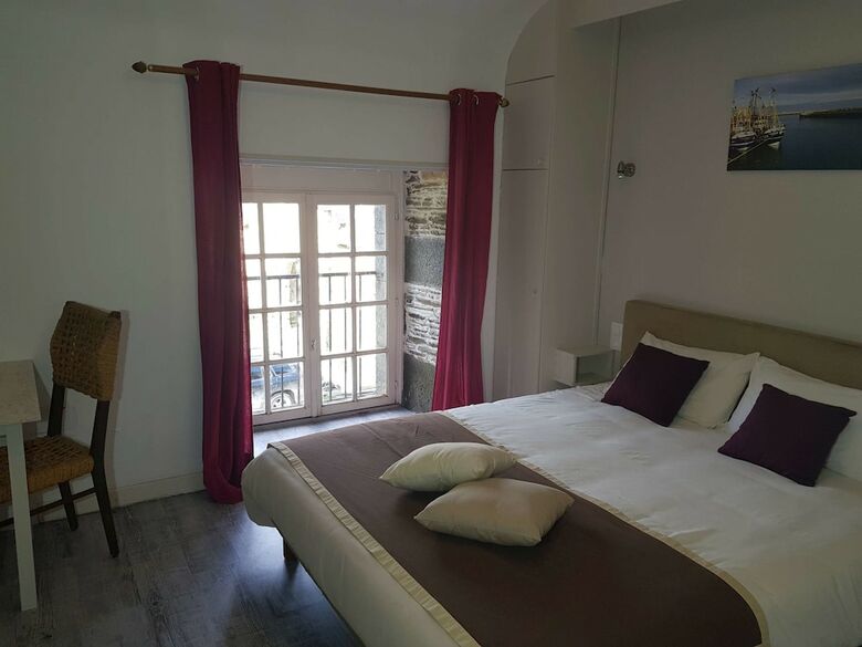 Hotel Brb - Chambres D'h�tes Abbaye Bon Repos