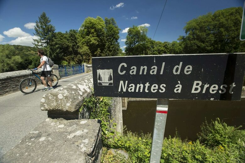 Hotel Brb - Chambres D'h�tes Abbaye Bon Repos