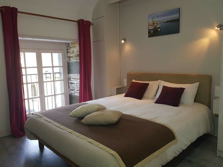 Hotel Brb - Chambres D'h�tes Abbaye Bon Repos